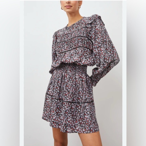 Rails Dresses & Skirts - Rails Faren Dress
Midnight Meadow
XL
Sold out online 
$248 retail